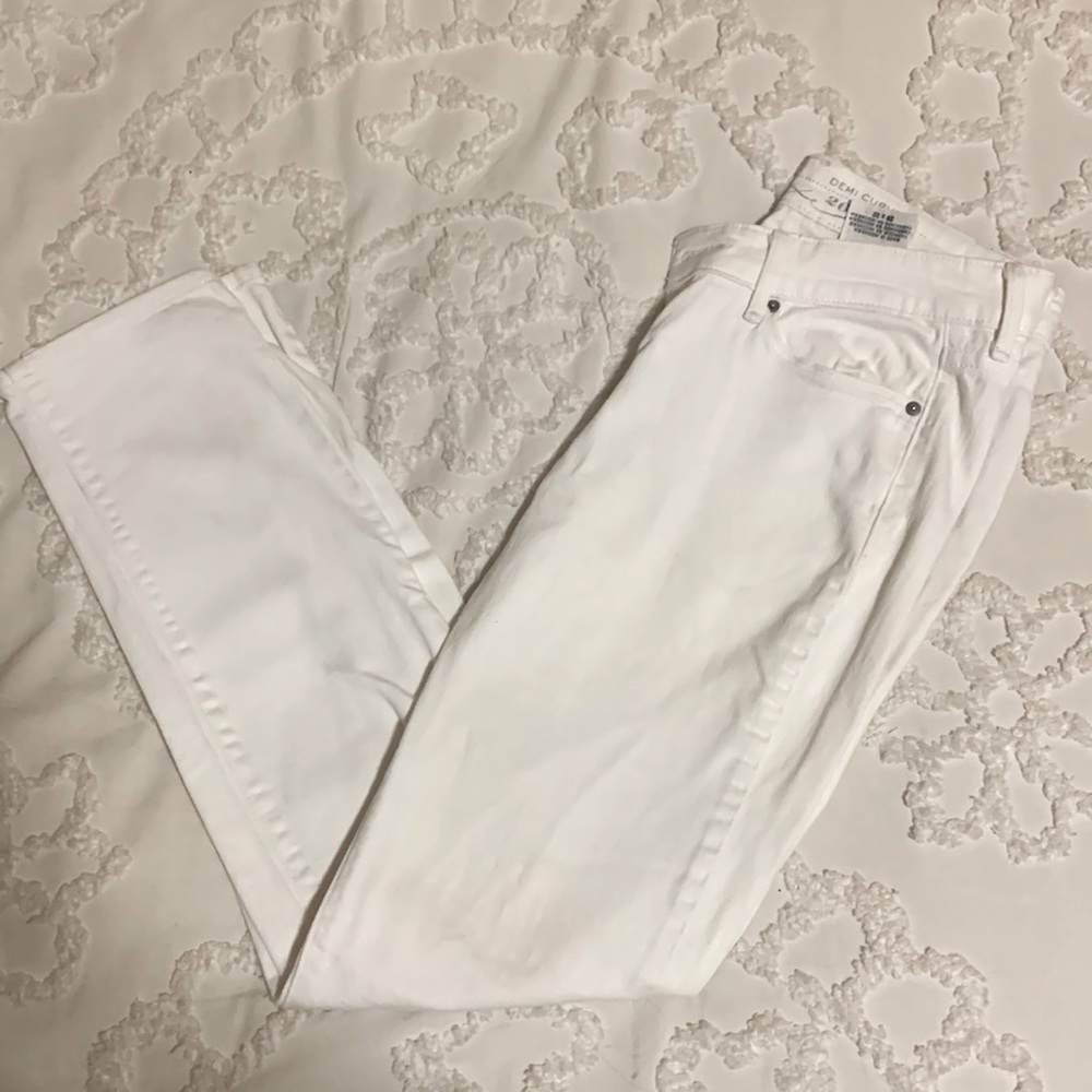 Levi Demi curve white jeans, size 26